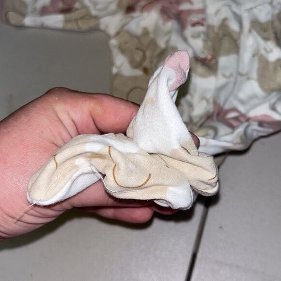 👕Carters button up elephant pajamas - Picture 2 of 2